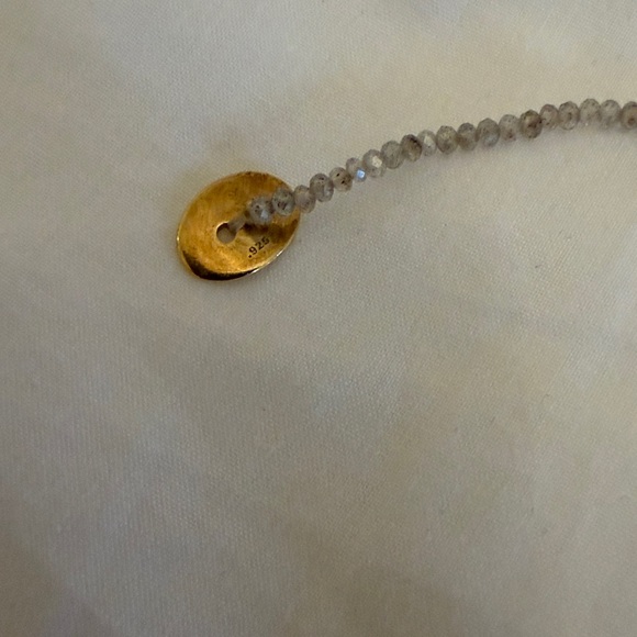 Chan Luu pearl gray crystal and Gold Beaded Bracelet - Picture 3 of 7